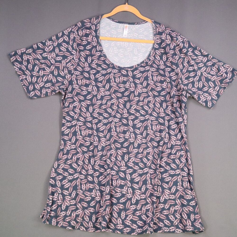 LuLa Roe Women's 3XL Shirt Top Blouse ( feathers)
